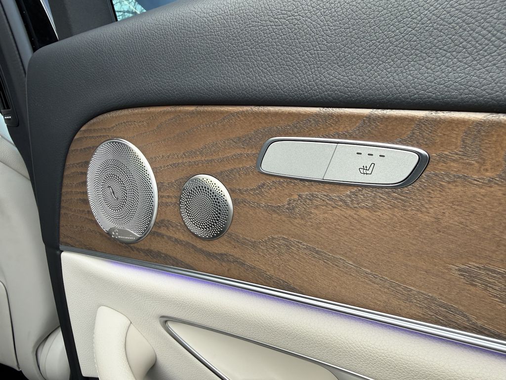 Mercedes-Benz E 220 2022