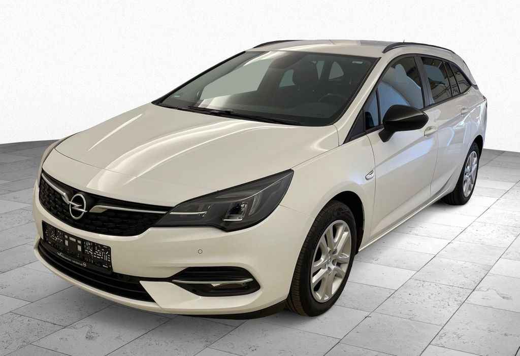 Opel Astra 2021