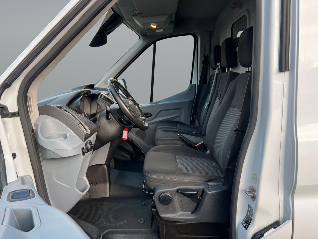 Ford Transit 2019