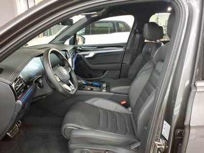 Volkswagen Touareg 2025