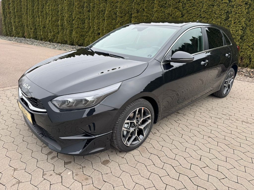 Kia cee'd / Ceed