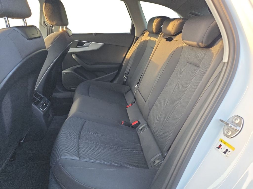 Audi A4 2021