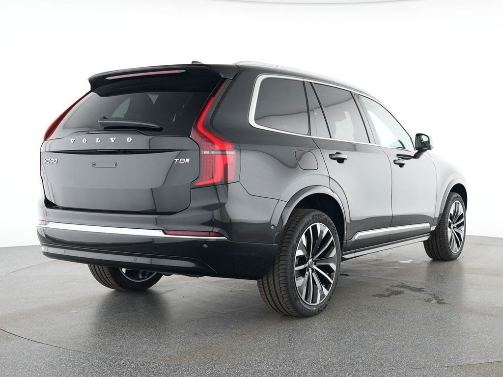Volvo XC90 2025