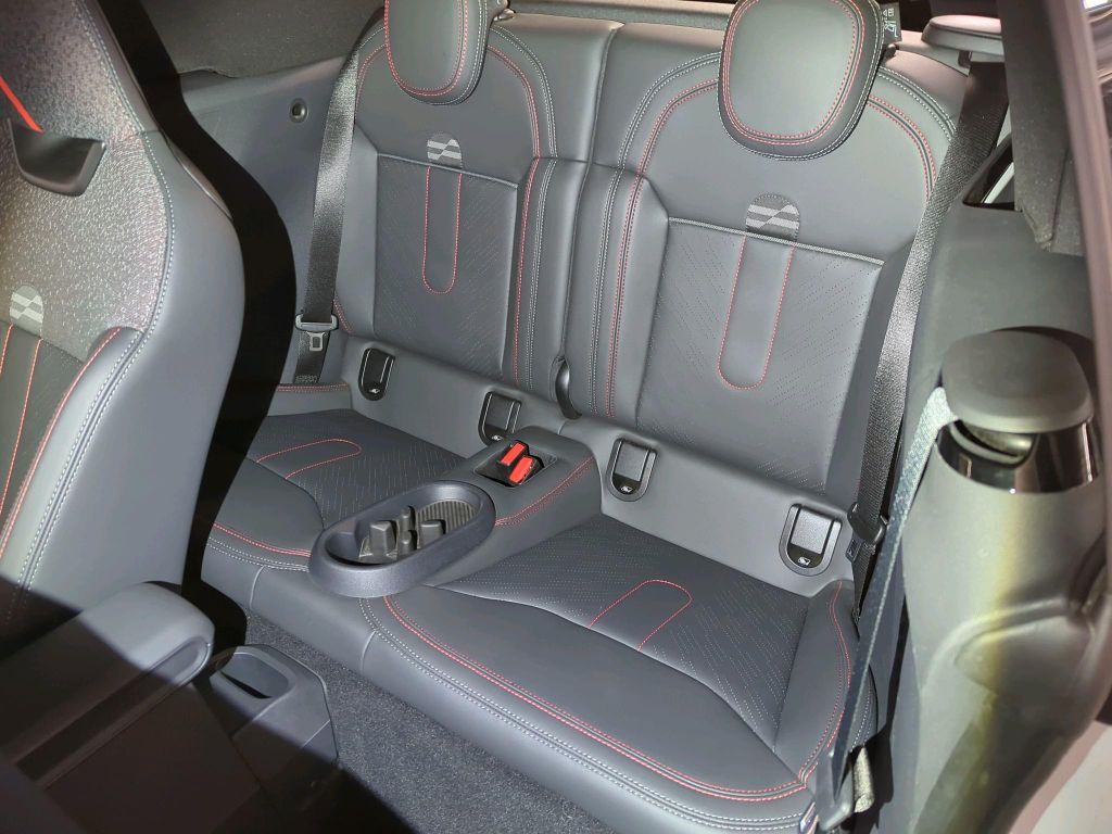 MINI Cooper S Cabrio 2024