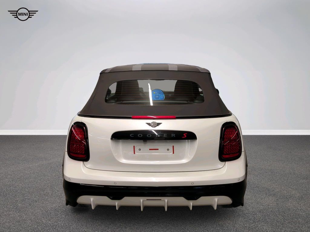 MINI Cooper S Cabrio 2024