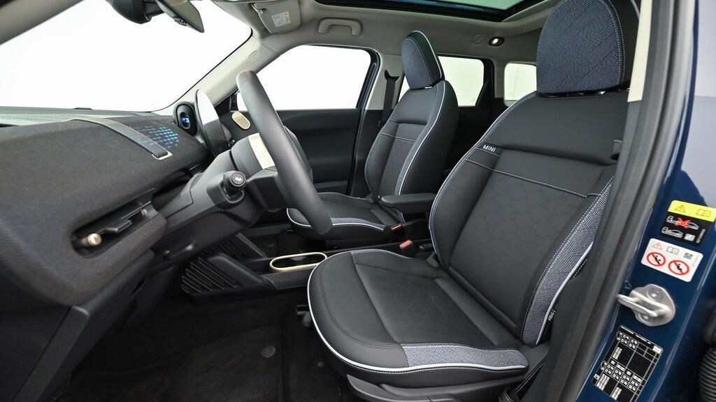 MINI John Cooper Works 2024