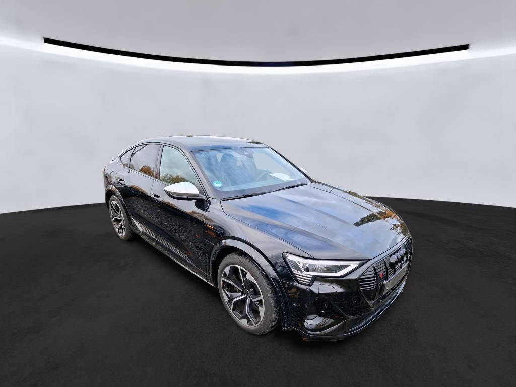 Audi e-tron 2022