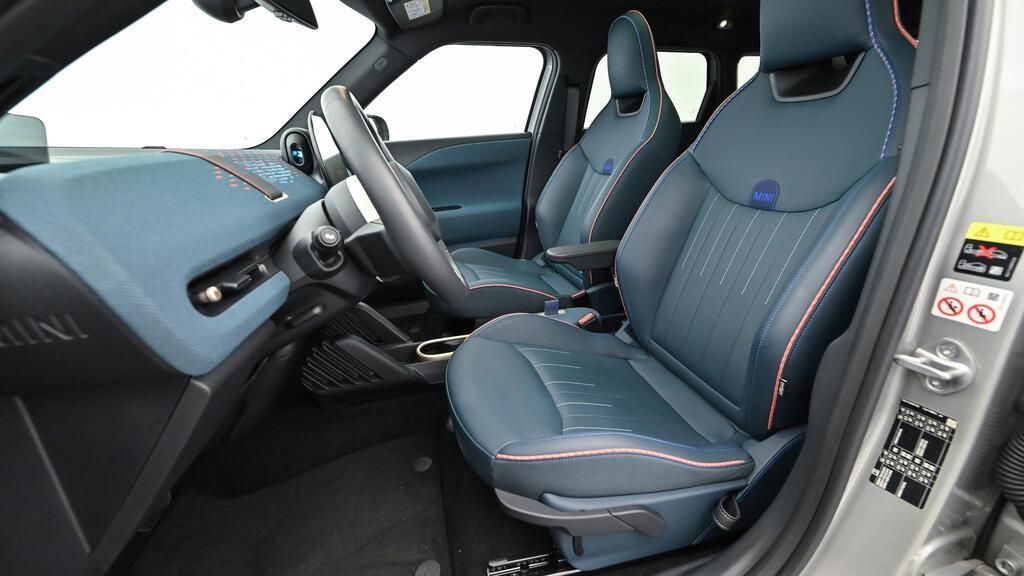 MINI John Cooper Works 2024