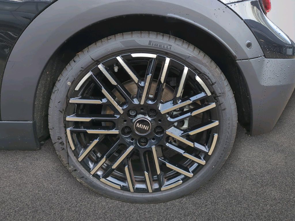 MINI Cooper Cabrio 2024