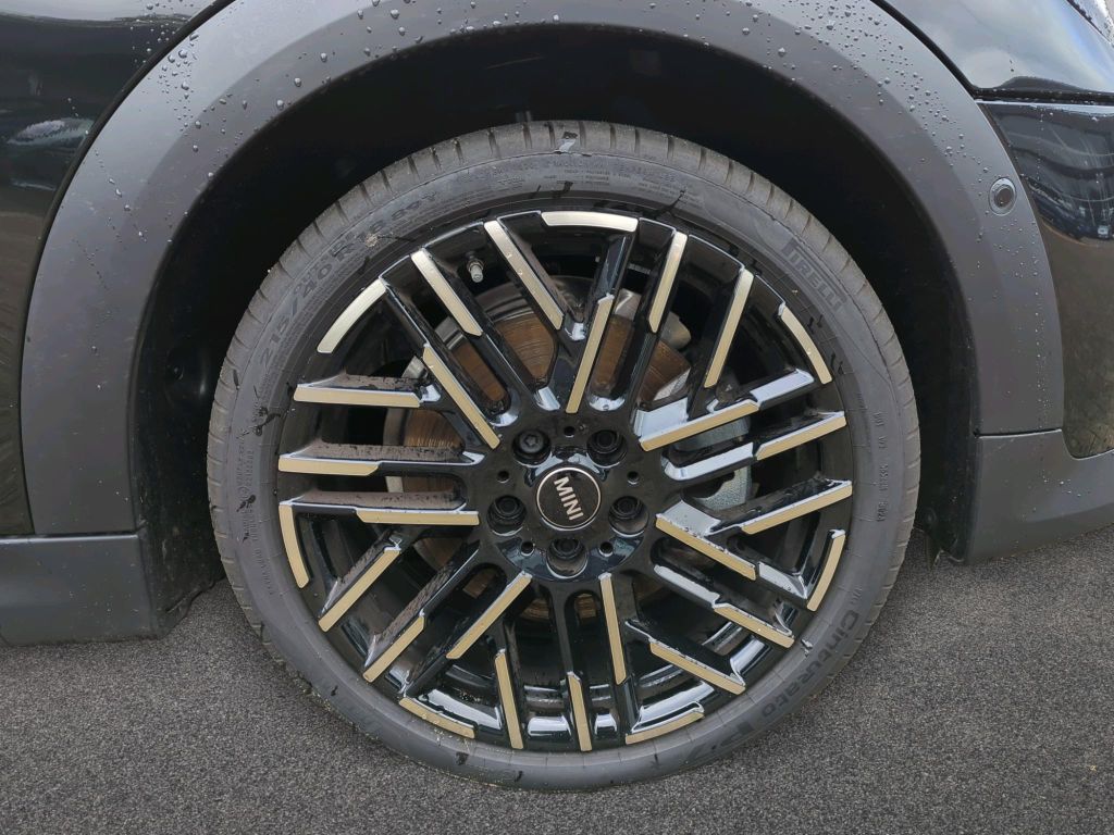 MINI Cooper Cabrio 2024