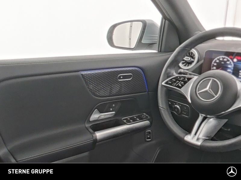 Mercedes-Benz GLA 200 2024