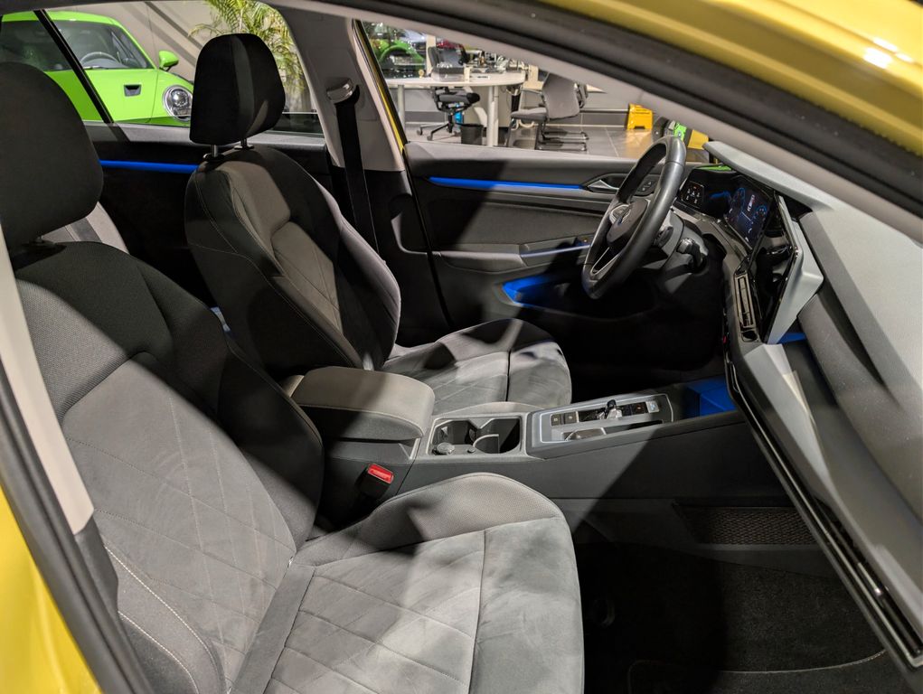 Volkswagen Golf 2021