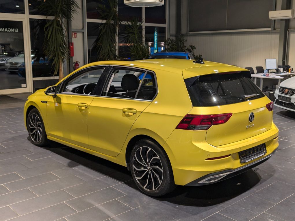 Volkswagen Golf 2021