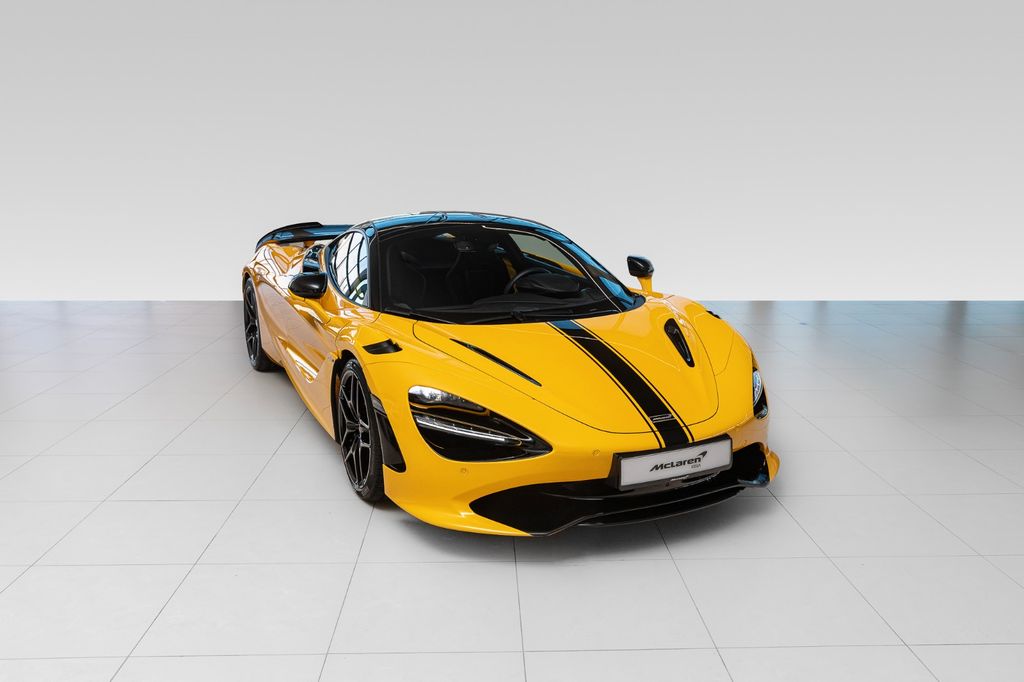 McLaren 750S 2025