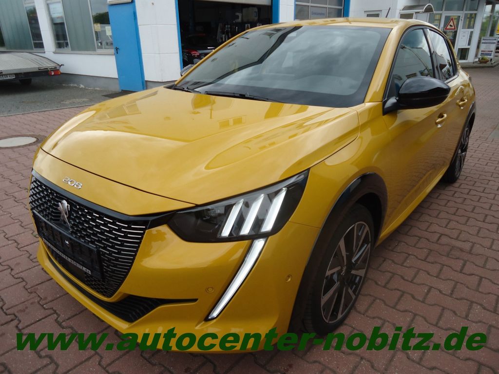 Peugeot 208 2022