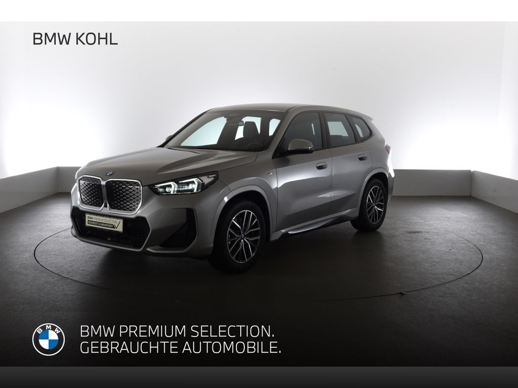 BMW iX1 2025
