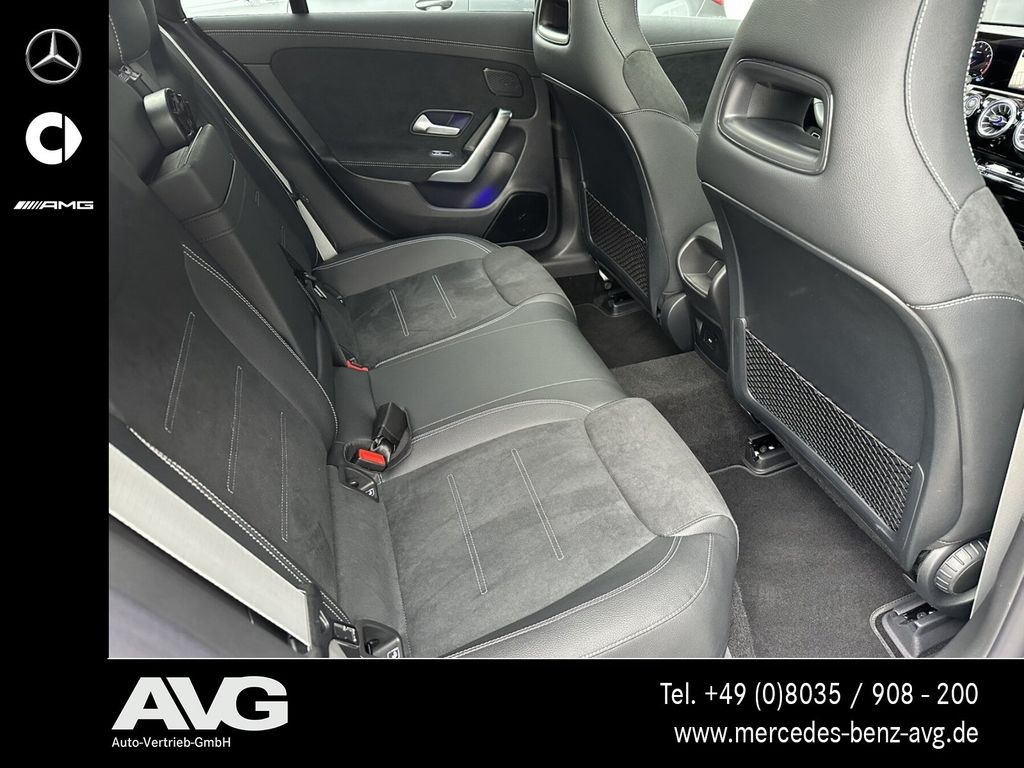 Mercedes-Benz CLA 200 2025