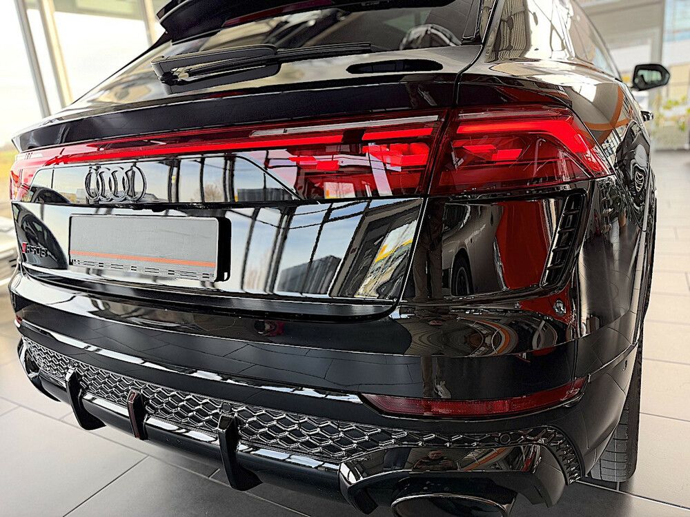 Audi RSQ8 2025