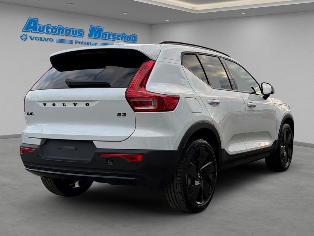 Volvo XC40 2025