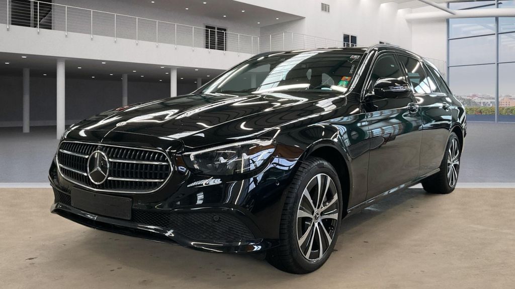 Mercedes-Benz E 300 2022