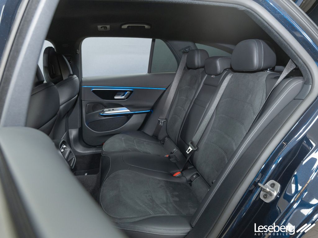 Mercedes-Benz E 300 2025