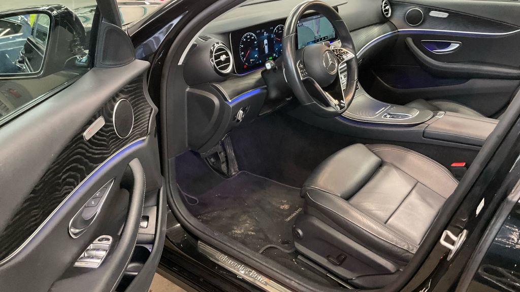 Mercedes-Benz E 300 2022