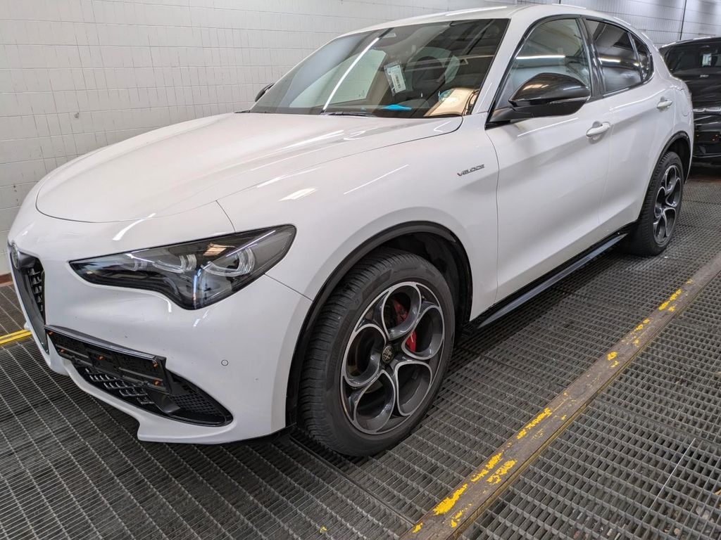 Alfa Romeo Stelvio 2024