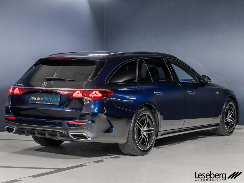 Mercedes-Benz E 300 2025