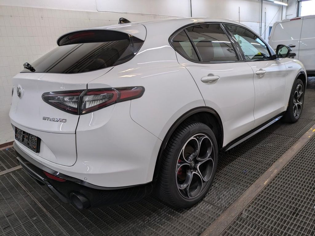Alfa Romeo Stelvio 2024