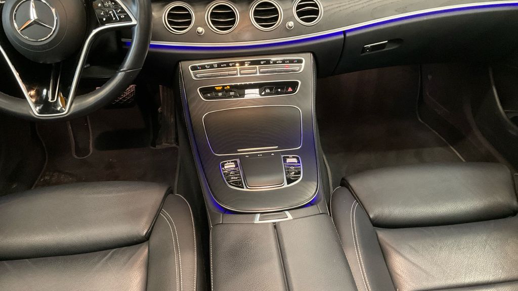 Mercedes-Benz E 300 2022