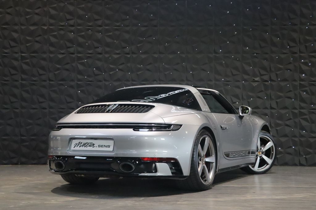 Porsche 992 2024