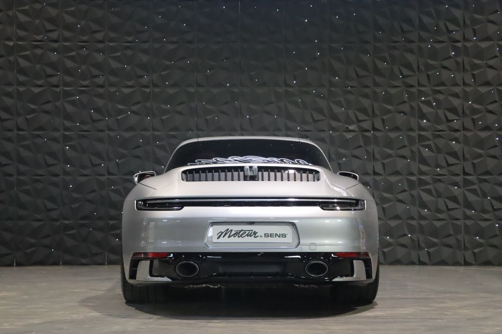 Porsche 992 2024