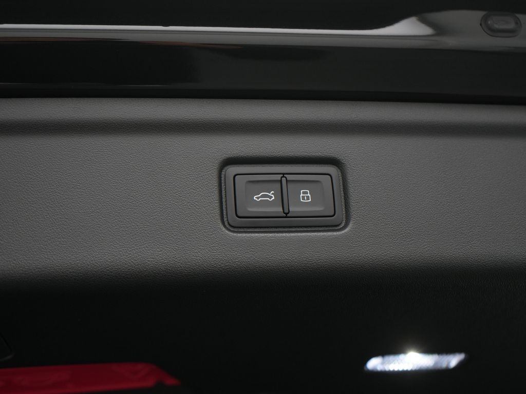 Audi A6 e-tron 2025