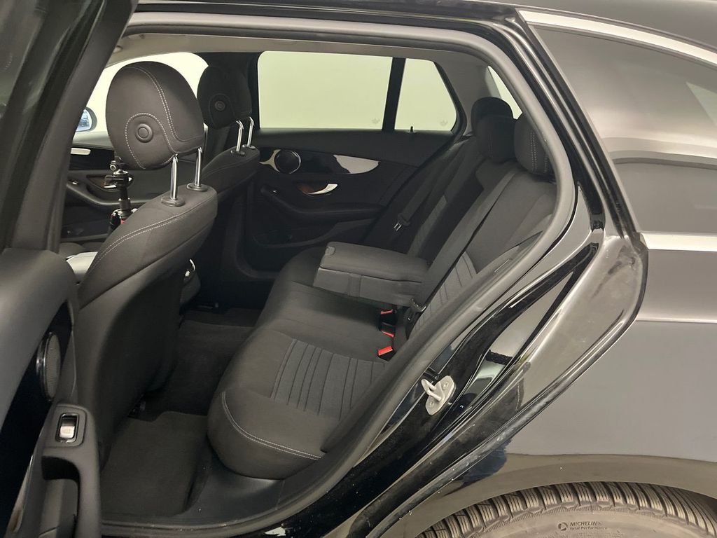 Mercedes-Benz C 300 2020