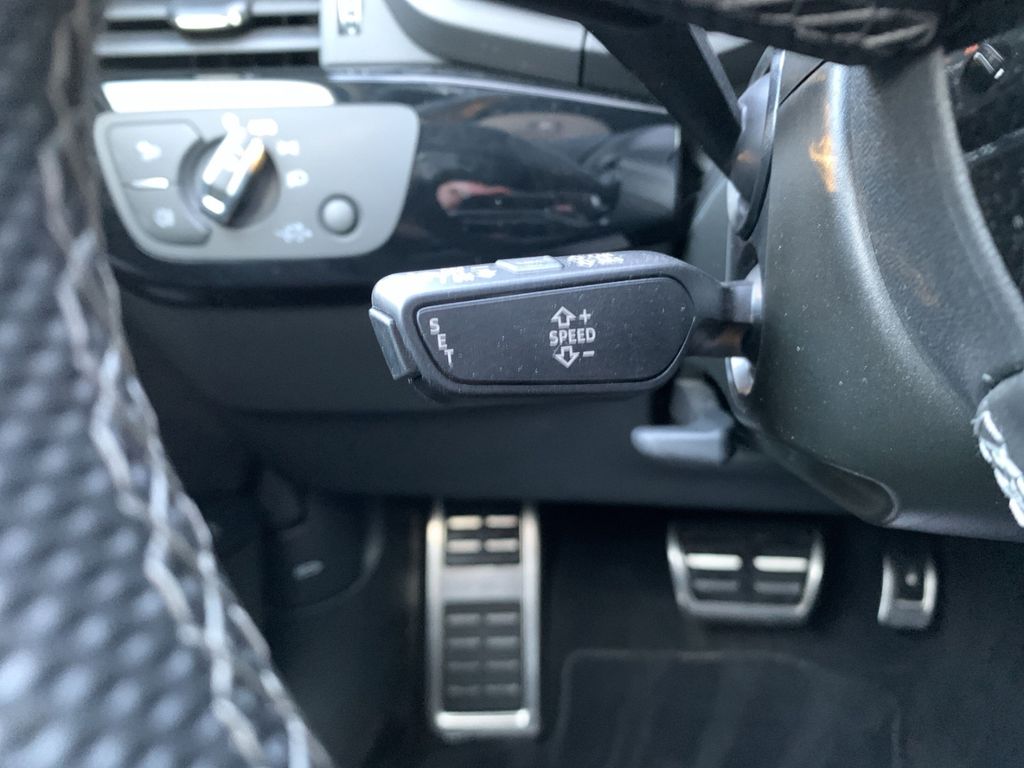 Audi A4 2021