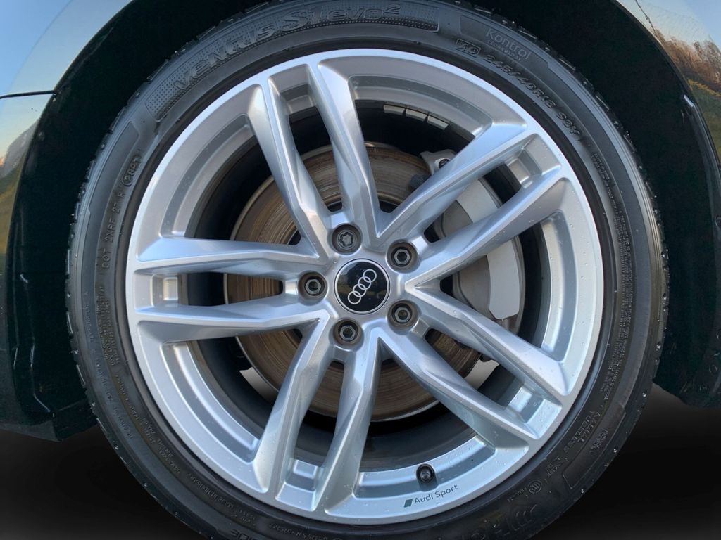 Audi A4 2021