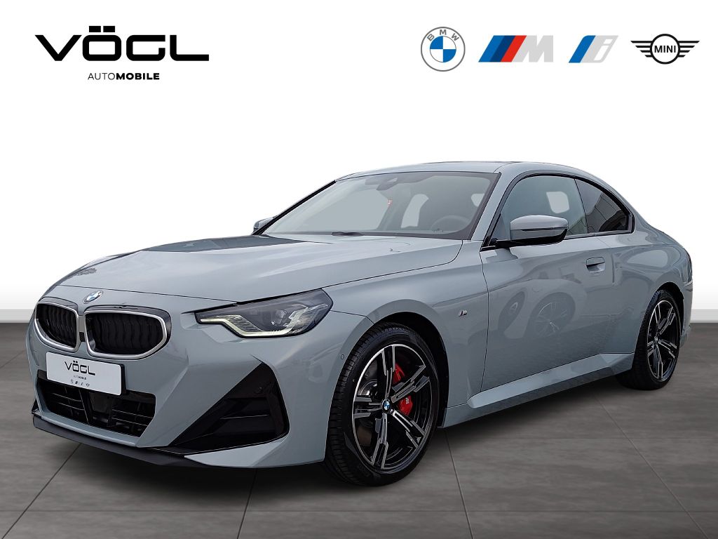 BMW 220 2025
