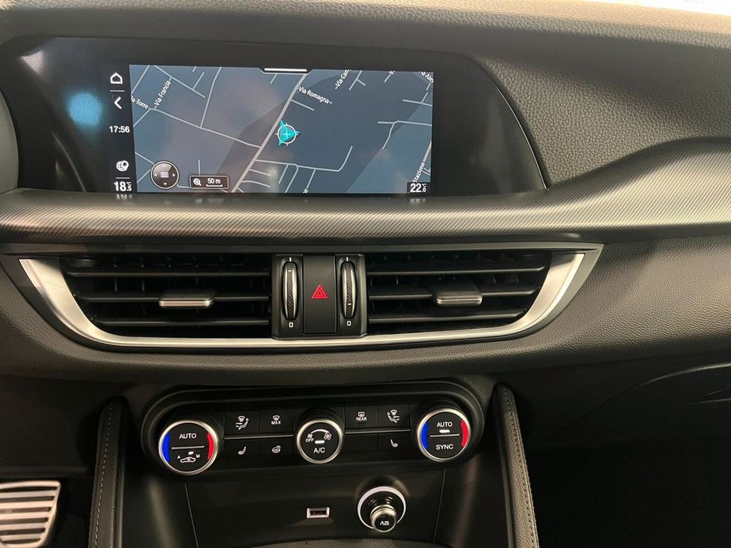 Alfa Romeo Stelvio 2024