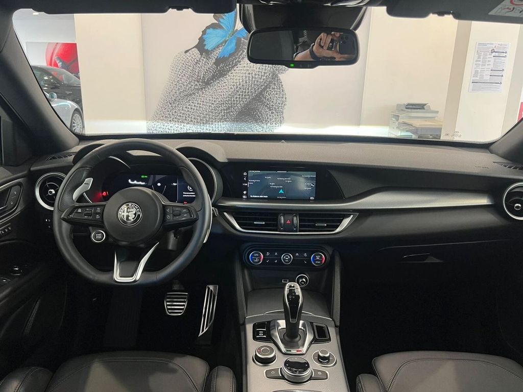 Alfa Romeo Stelvio 2024