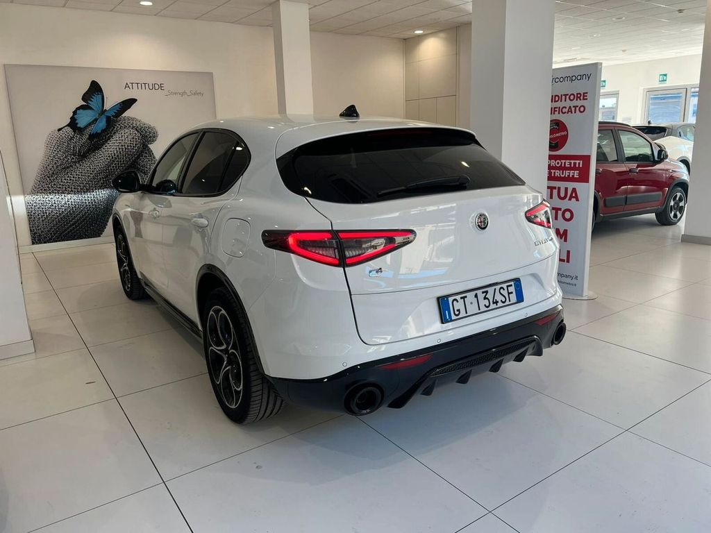 Alfa Romeo Stelvio 2024
