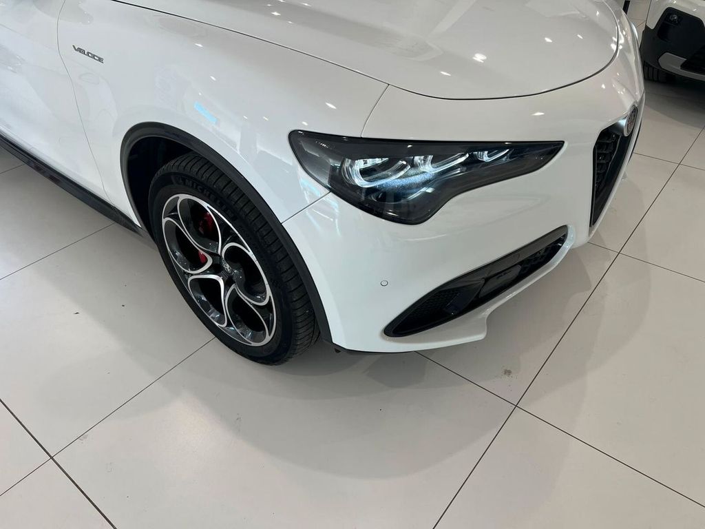 Alfa Romeo Stelvio 2024