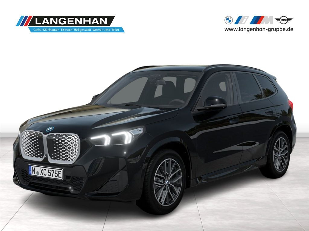 BMW iX1