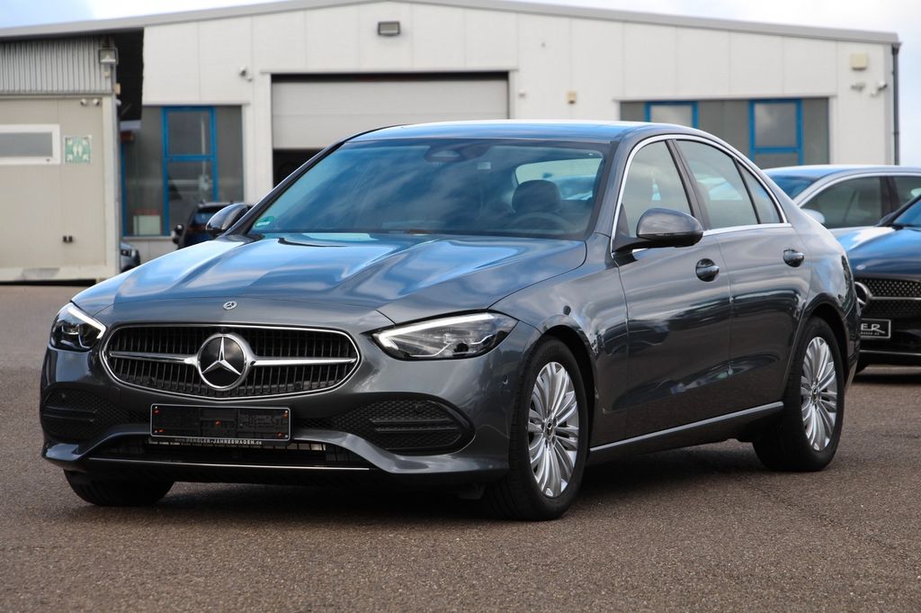 Mercedes-Benz C 180 2024