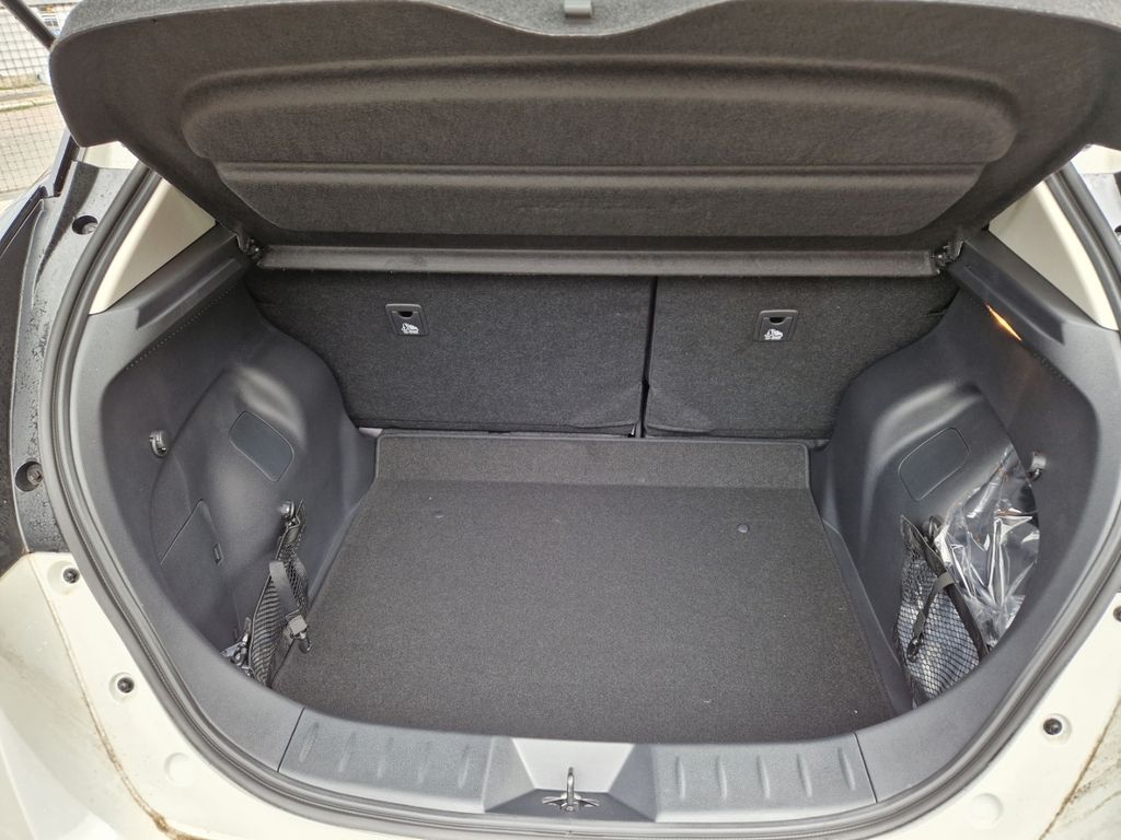 Nissan Leaf 2024