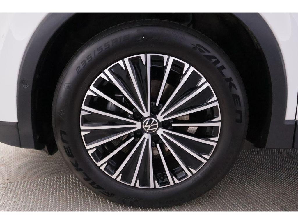 Volkswagen Tiguan 2024