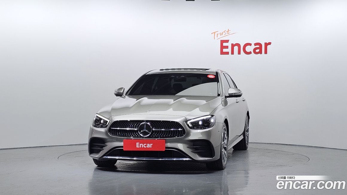 Mercedes-Benz E-Class 2021