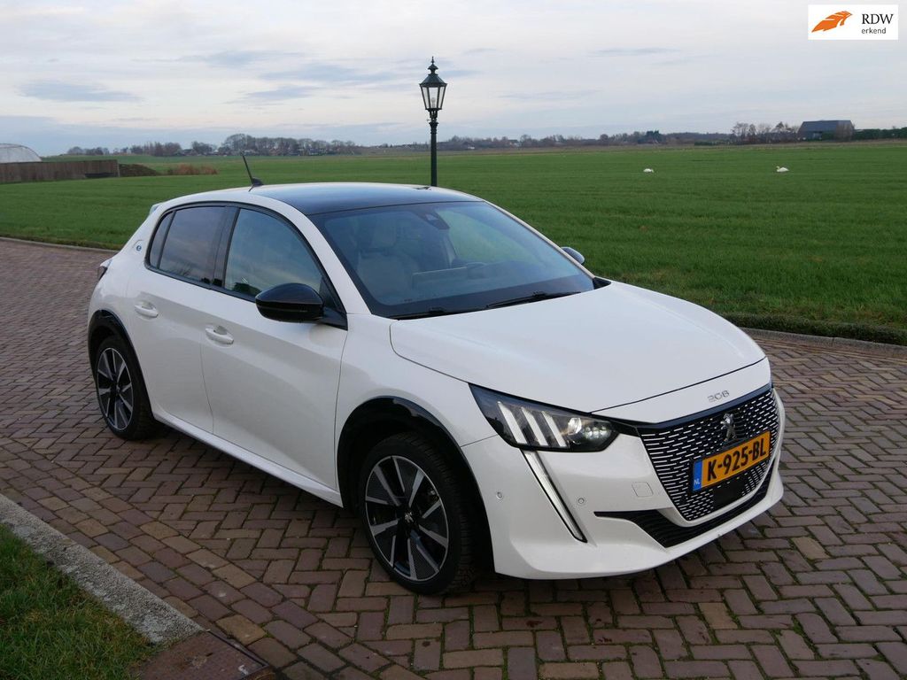 Peugeot e-208 2020