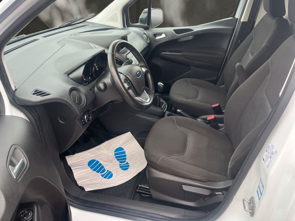 Ford Transit Courier 2020