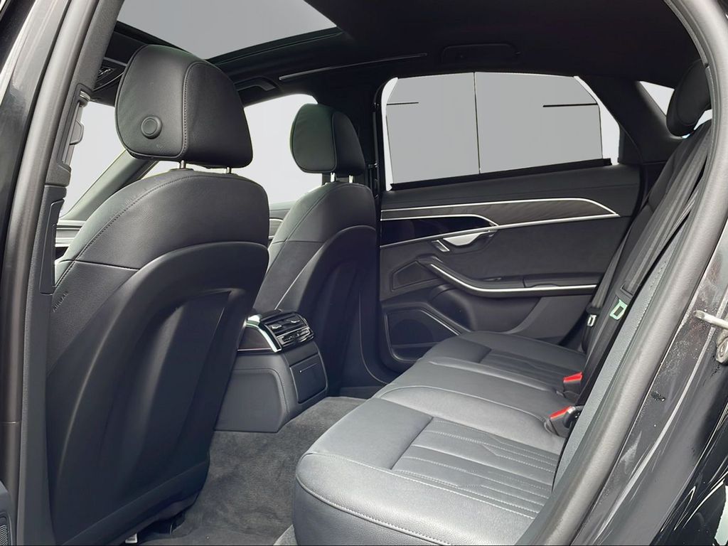 Audi A8 2023