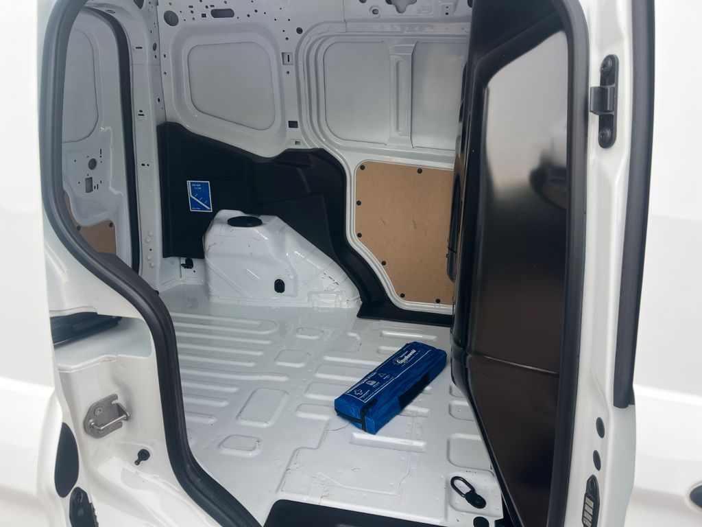 Ford Transit Courier 2020